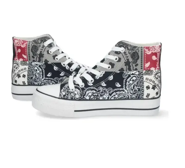Bandana Convere Synthetic Black Ankle Cut Printed Casual/Sport Sneakers Unisex
